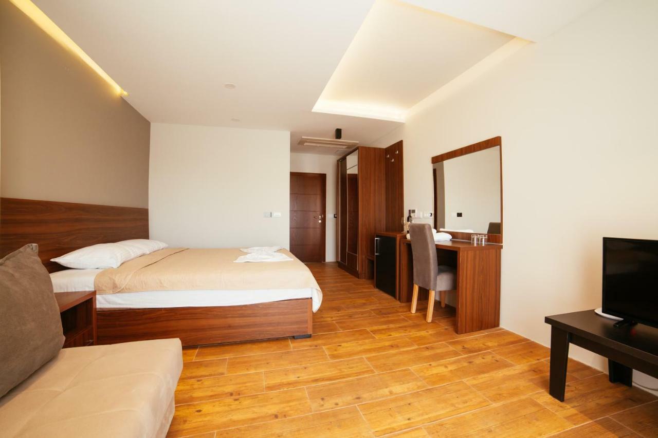 Bed and Breakfast Adriatica Sea & Sun Ulcinj Exterior foto